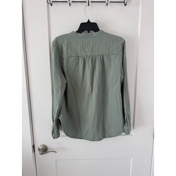 Gap Button Down Shirt - Picture 3 of 4